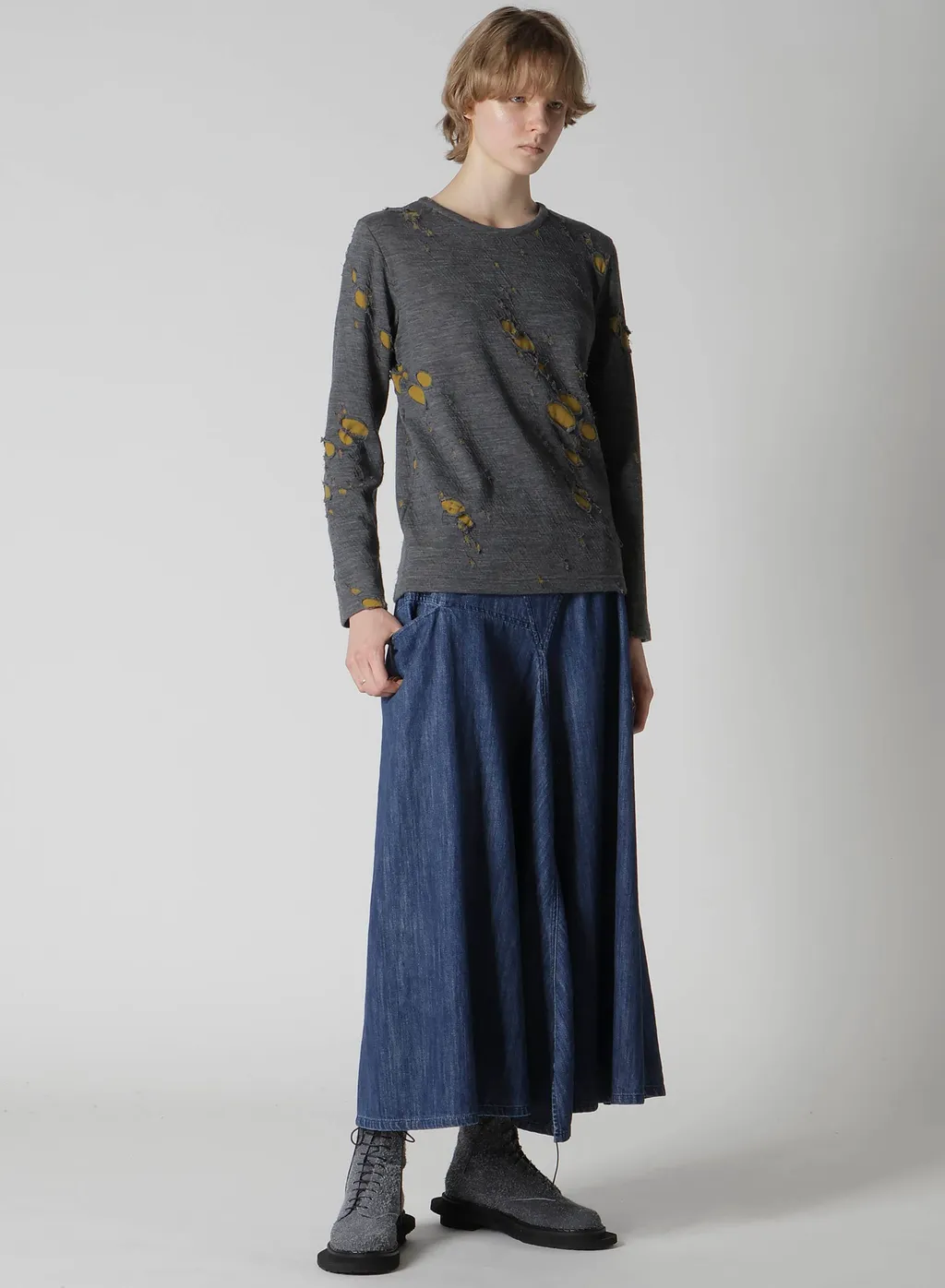 Bonded Hole Jq Round Neck Long T