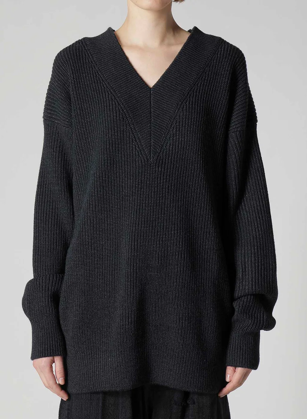Big V-Neck Knit