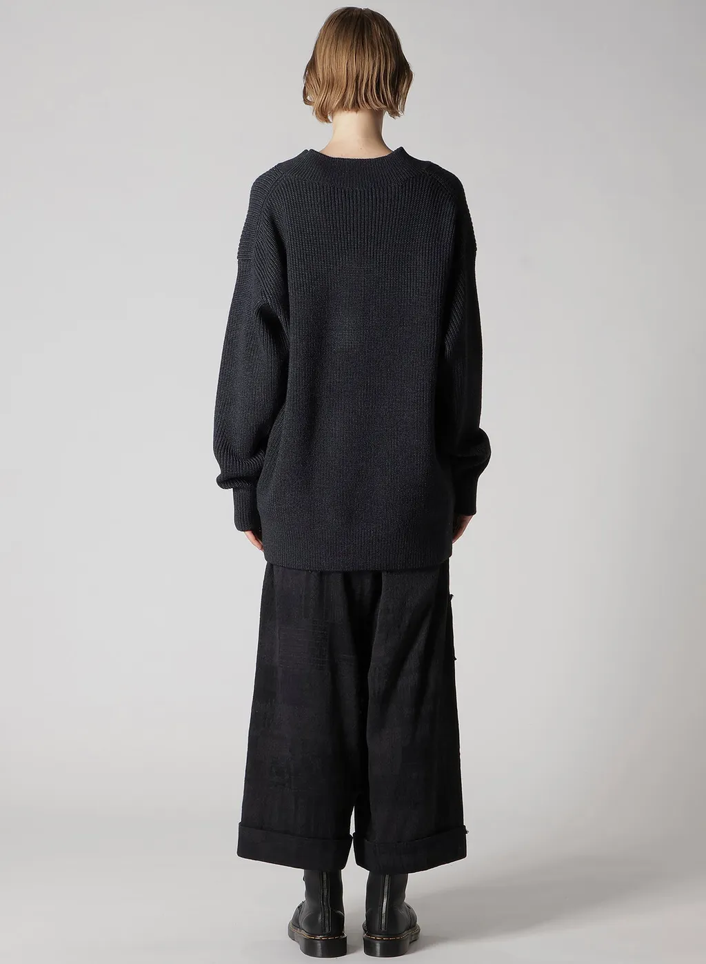Big V-Neck Knit