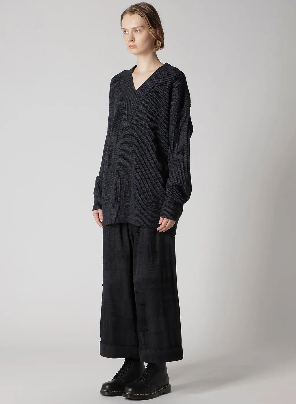 Big V-Neck Knit