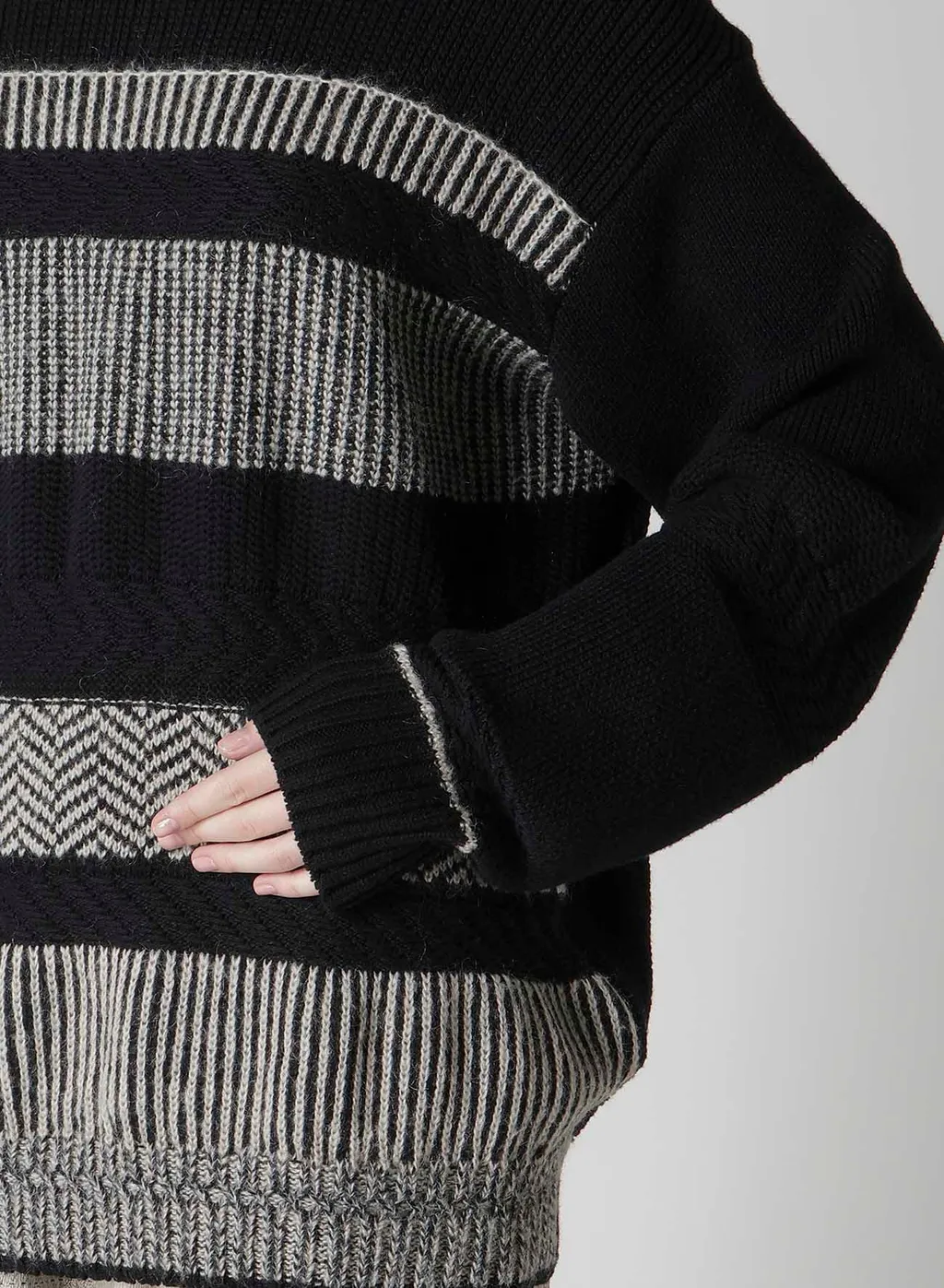 Naitive Jacquard Design Long Sleeve Pullover