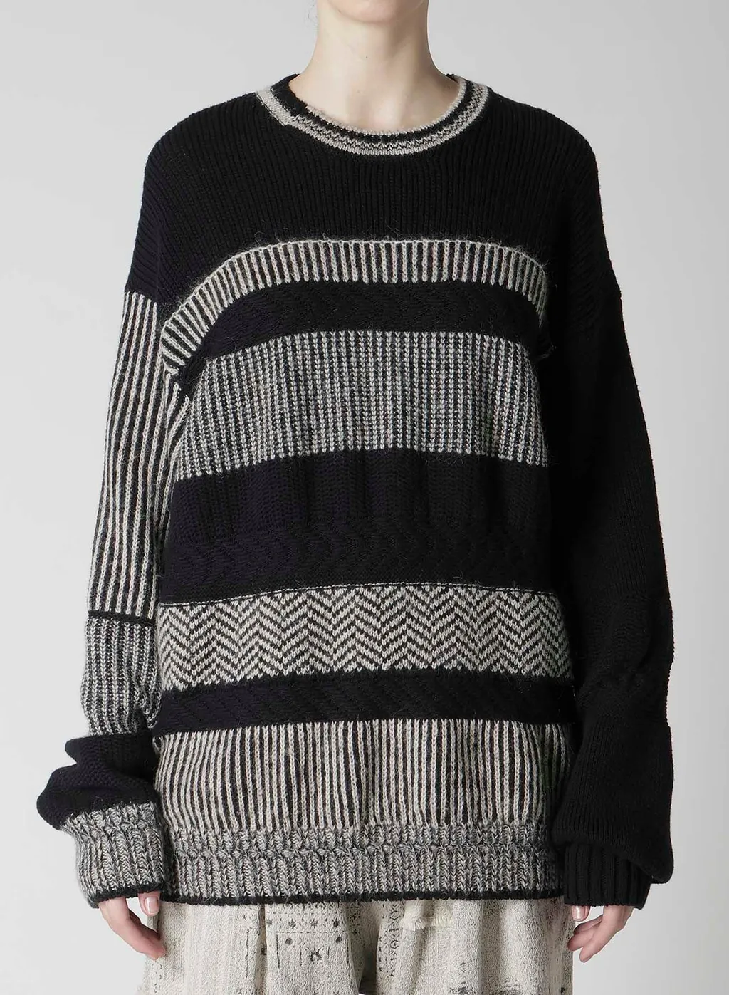 Naitive Jacquard Design Long Sleeve Pullover