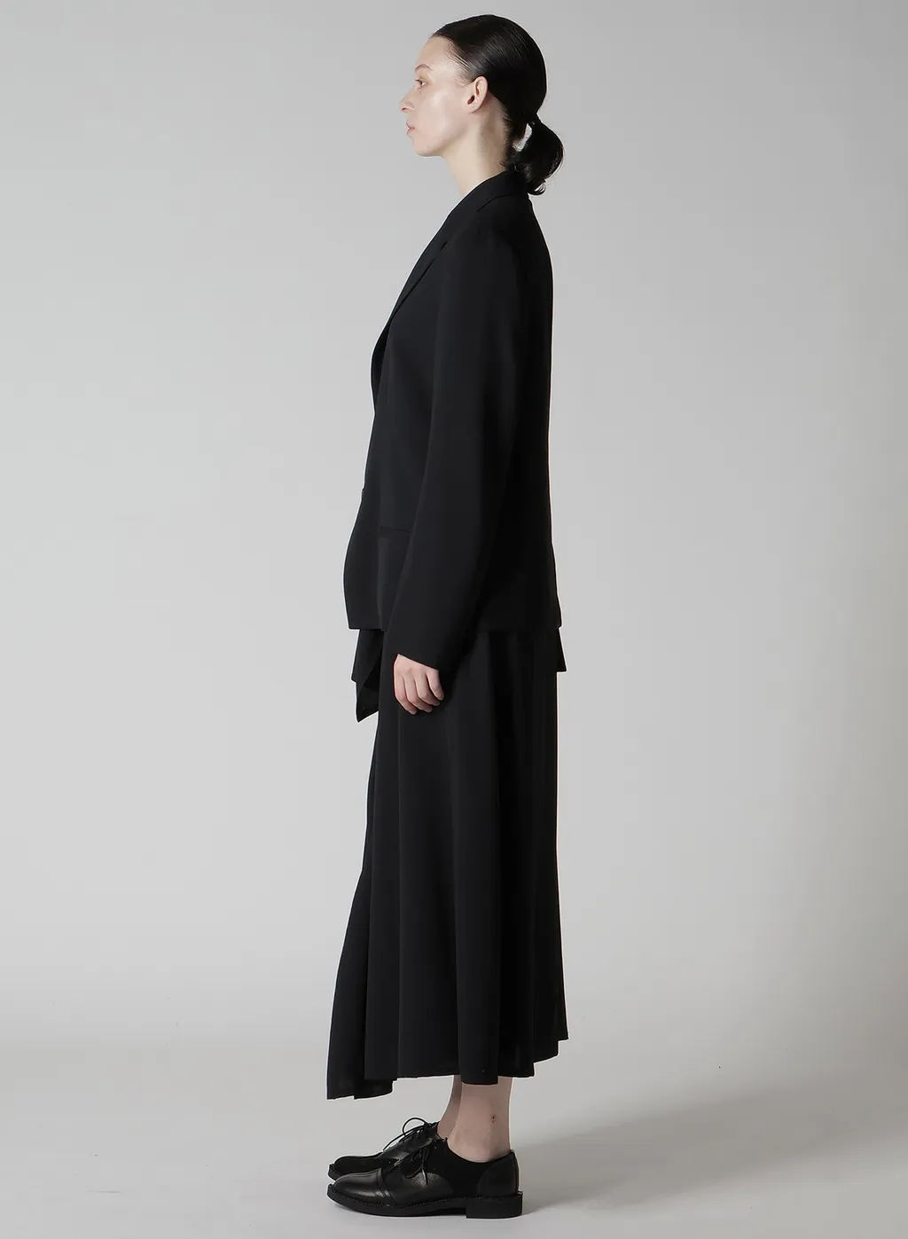 Wool Serge Right Cloth Asymmeteric Jacket