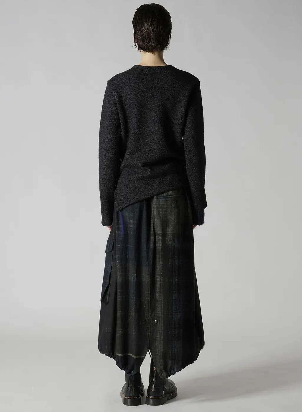 Knit Conbination Assymetric Pullover