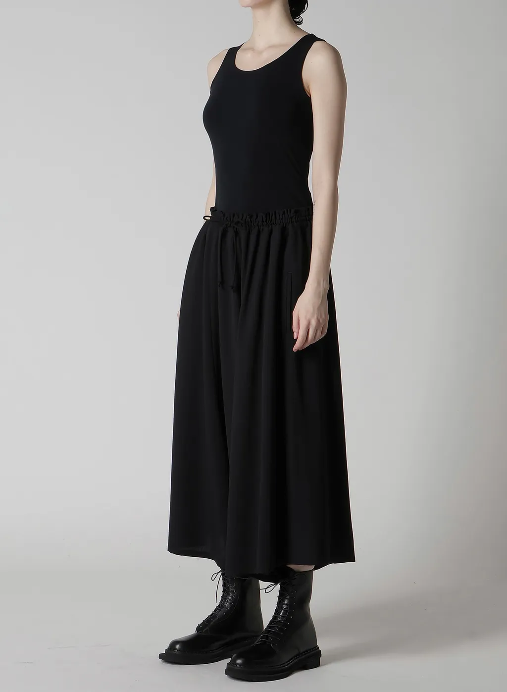Wool Serge Gather Pants