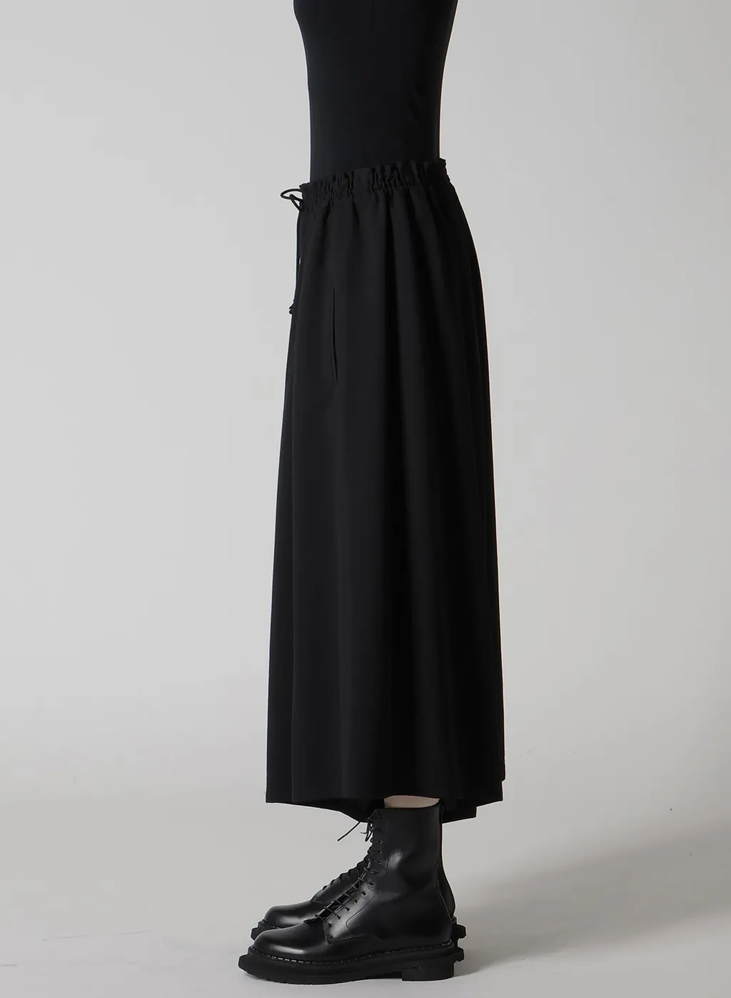 Wool Serge Gather Pants