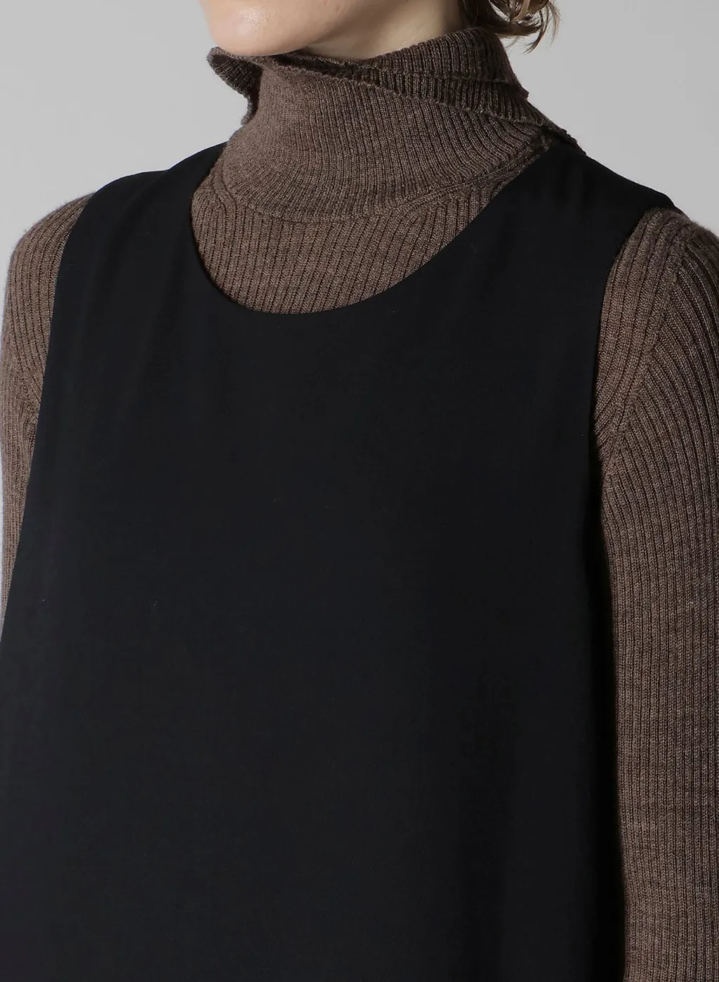 Wool Serge Sleeveless Dress