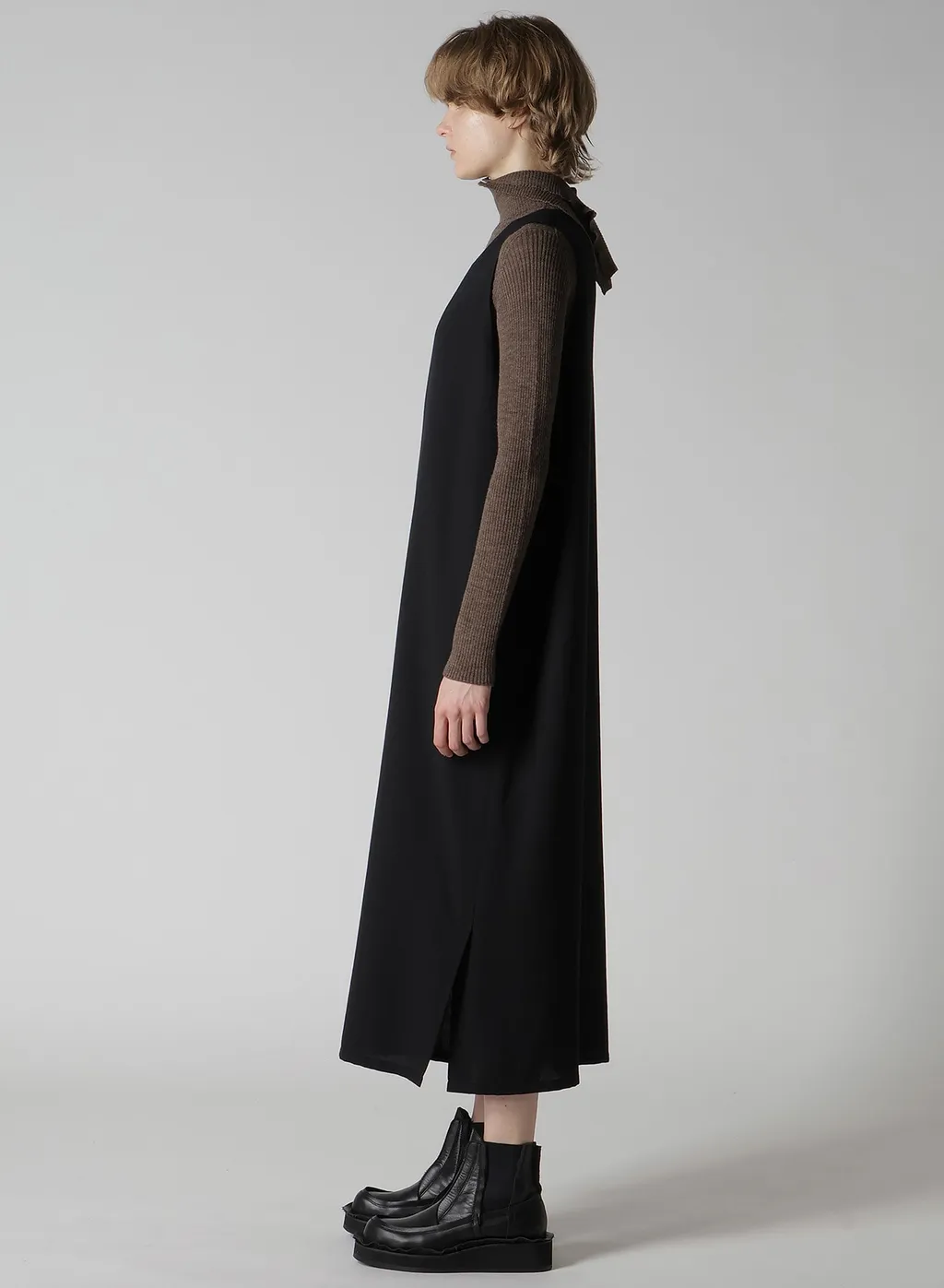 Wool Serge Sleeveless Dress