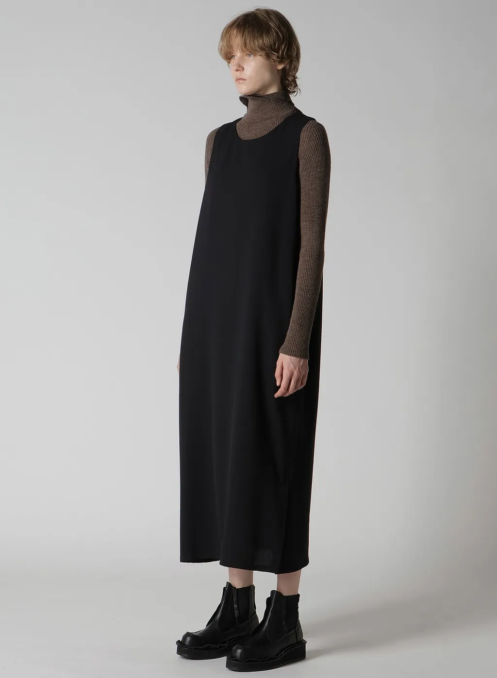 Wool Serge Sleeveless Dress