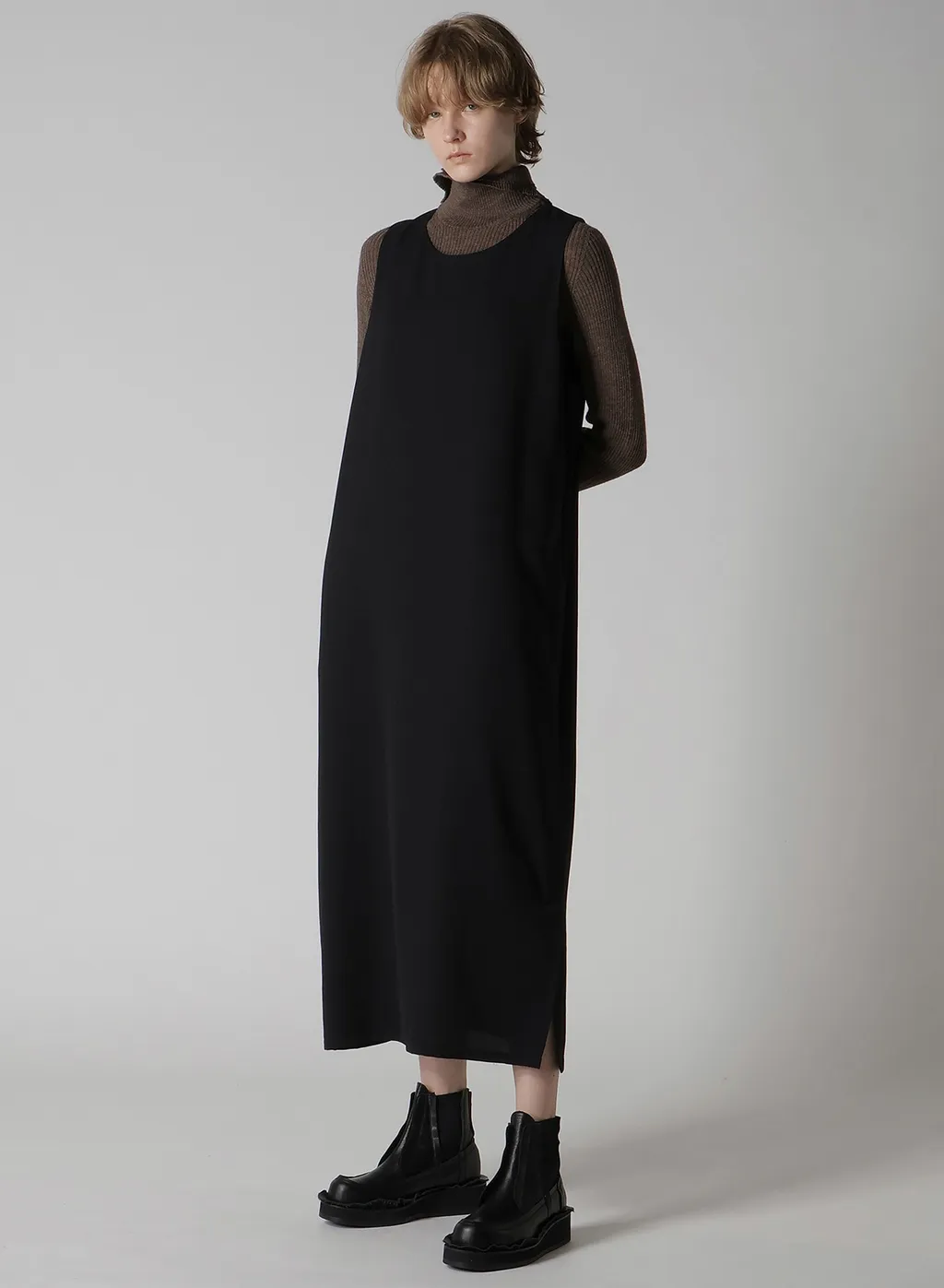 Wool Serge Sleeveless Dress