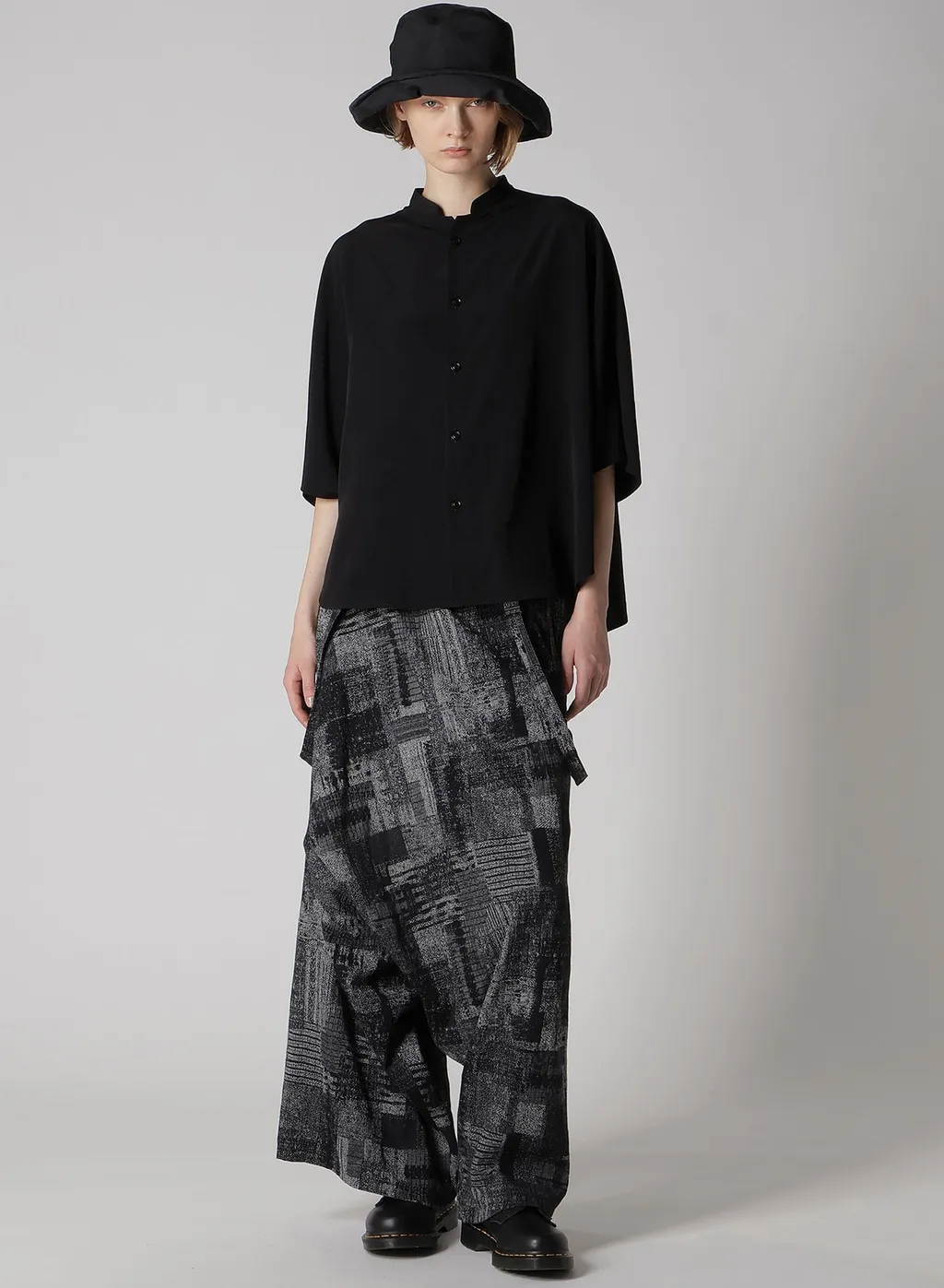 Polyester Tucked Casablanca