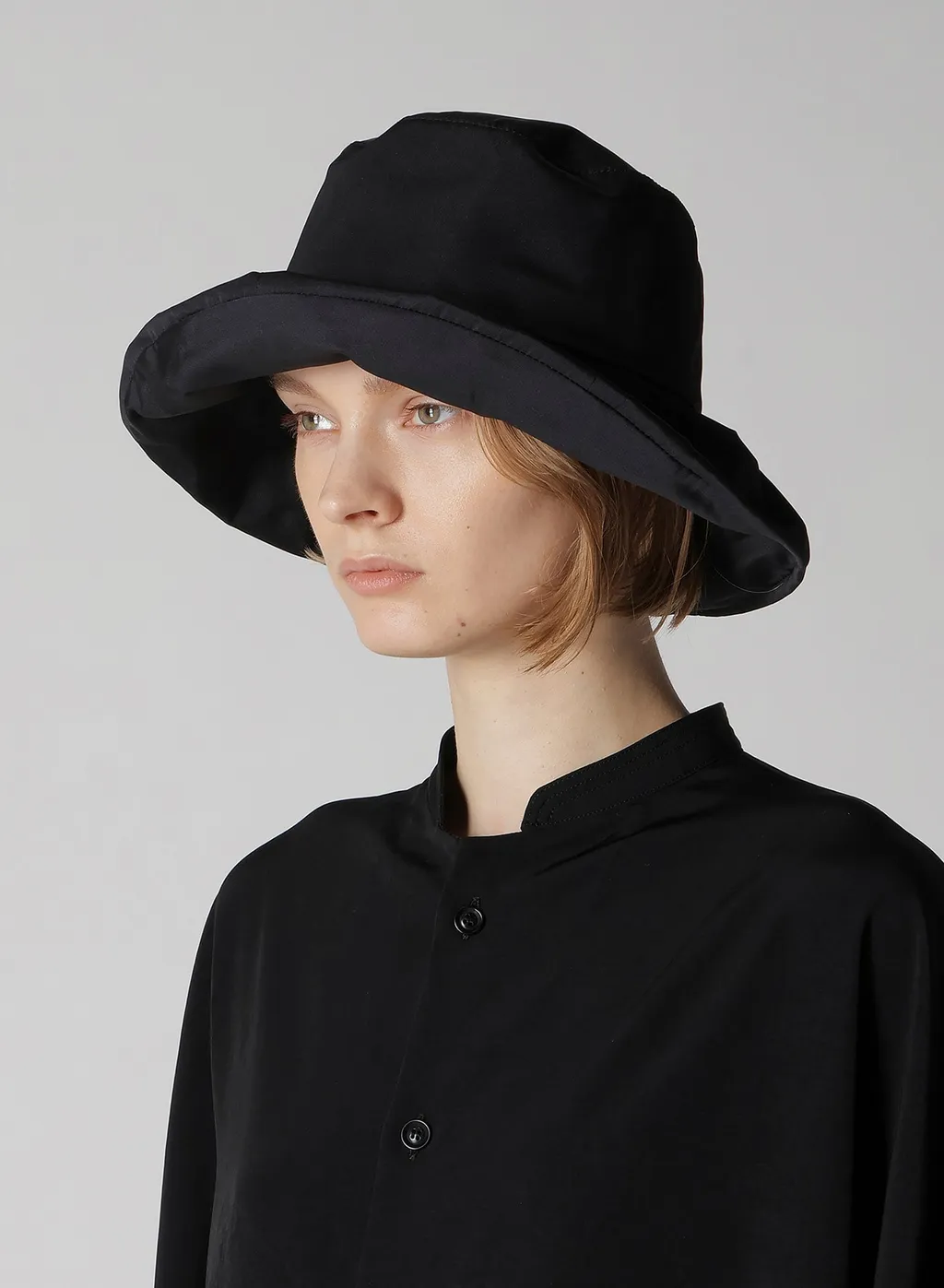 Polyester Tucked Casablanca