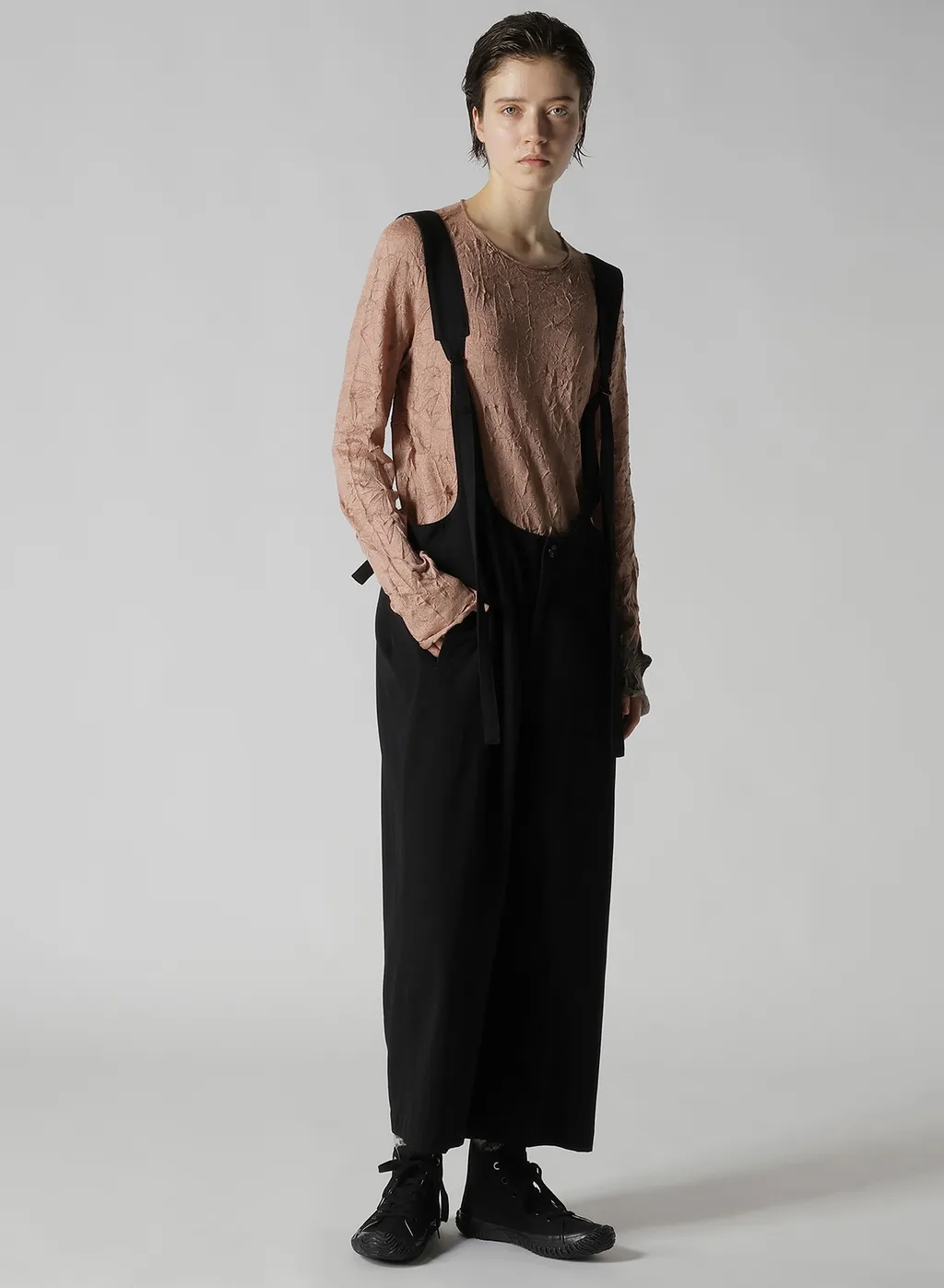 Round Neck Wrinkled Long Sleeve Pullover