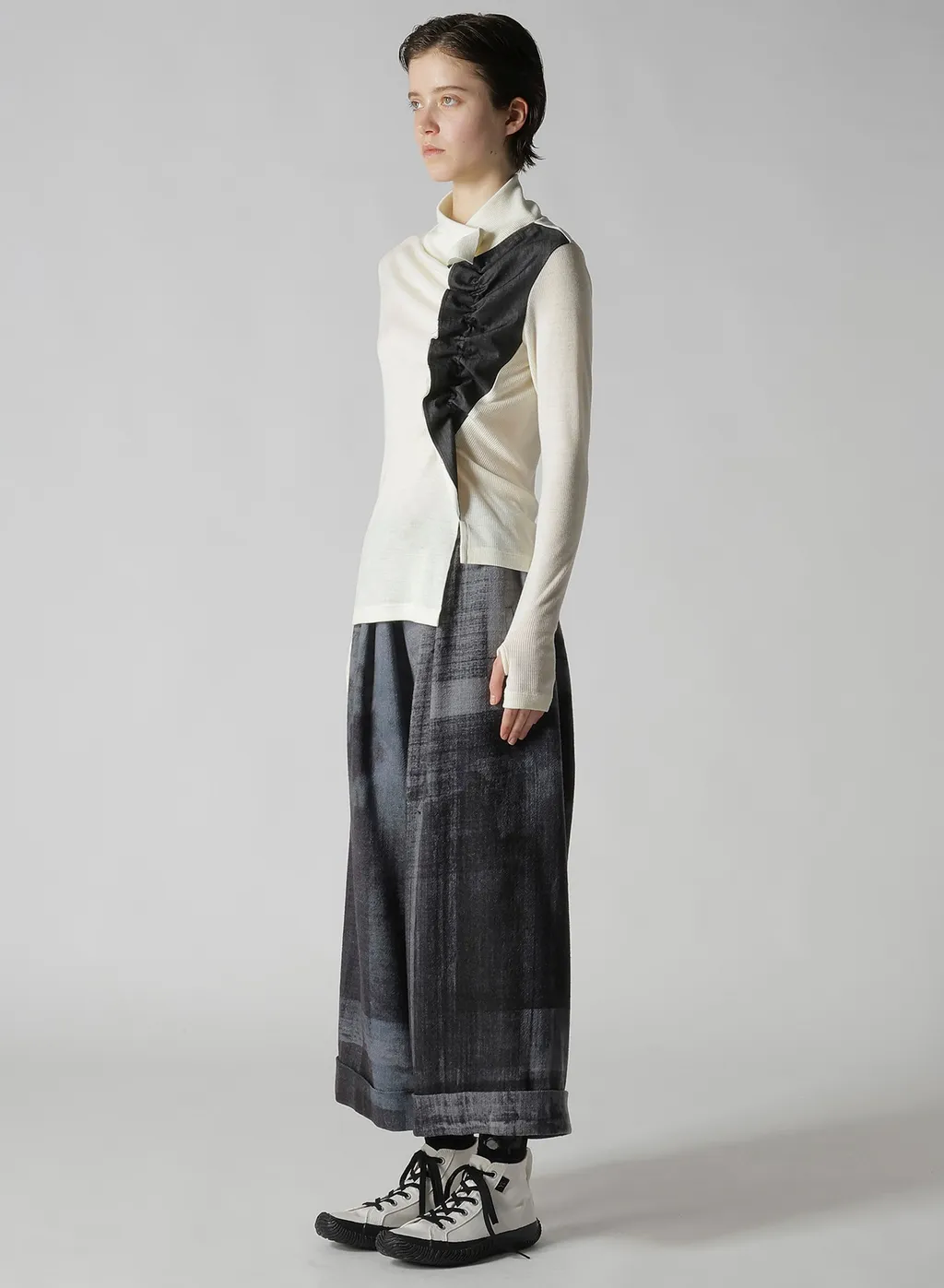 Rib/Denim Combination High Neck T With Gathers