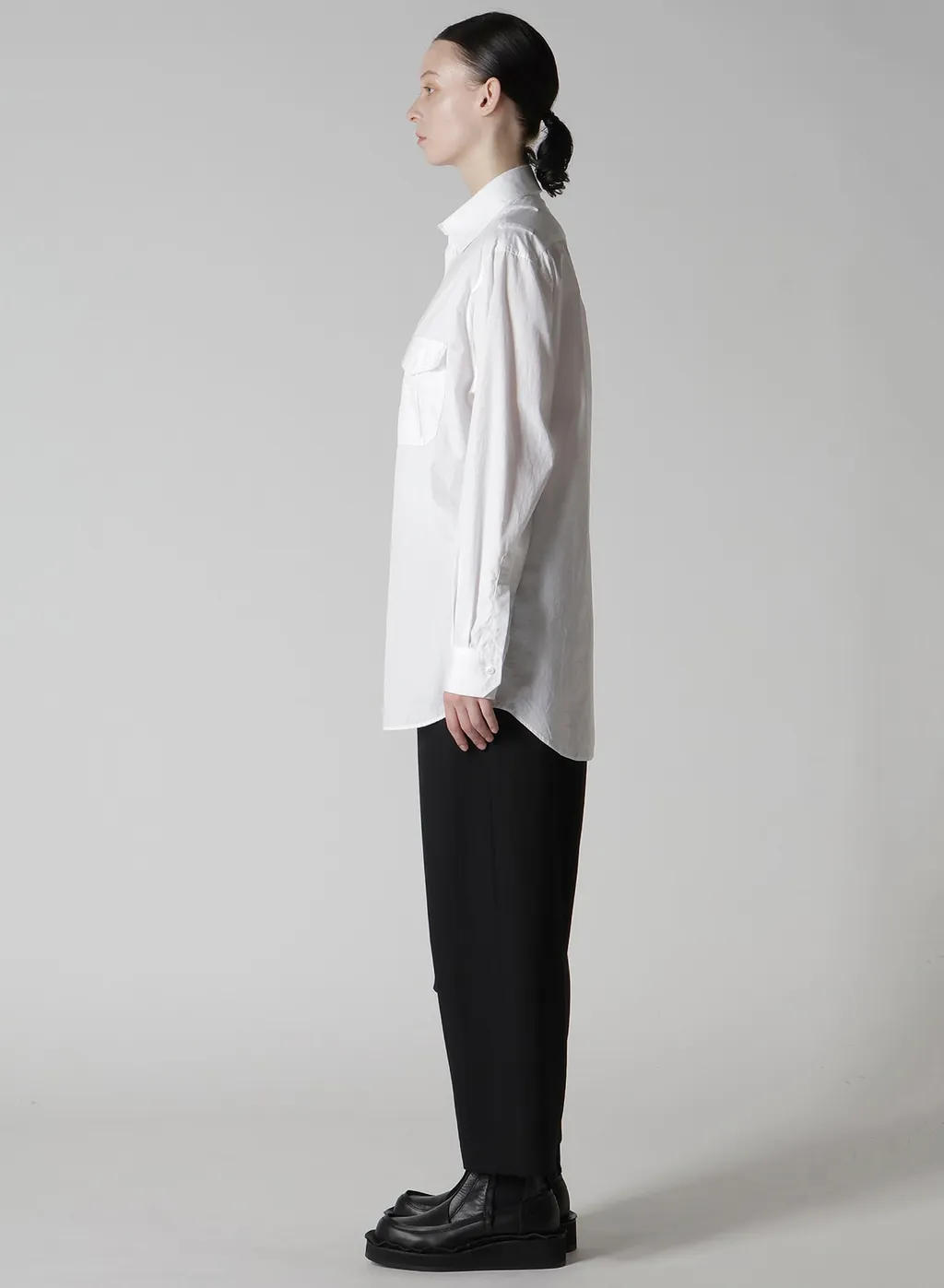 100/2 Broad Shoulder Loop Work Blouse