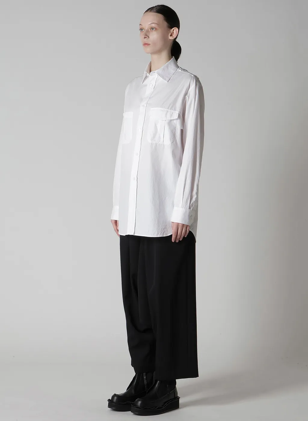 100/2 Broad Shoulder Loop Work Blouse