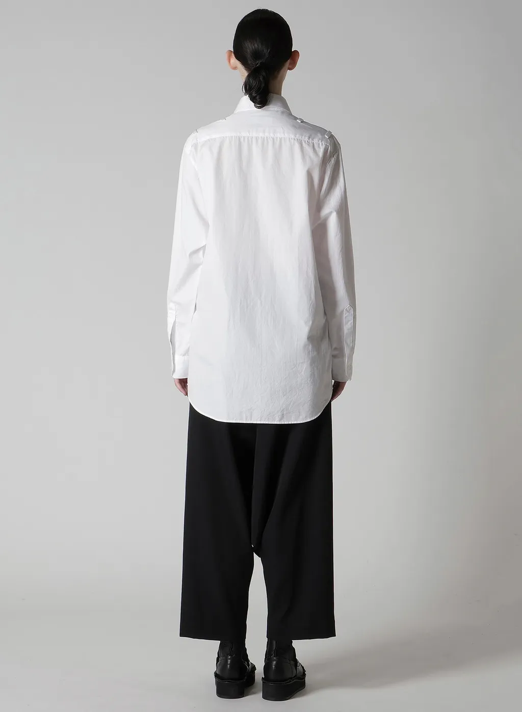100/2 Broad Shoulder Loop Work Blouse