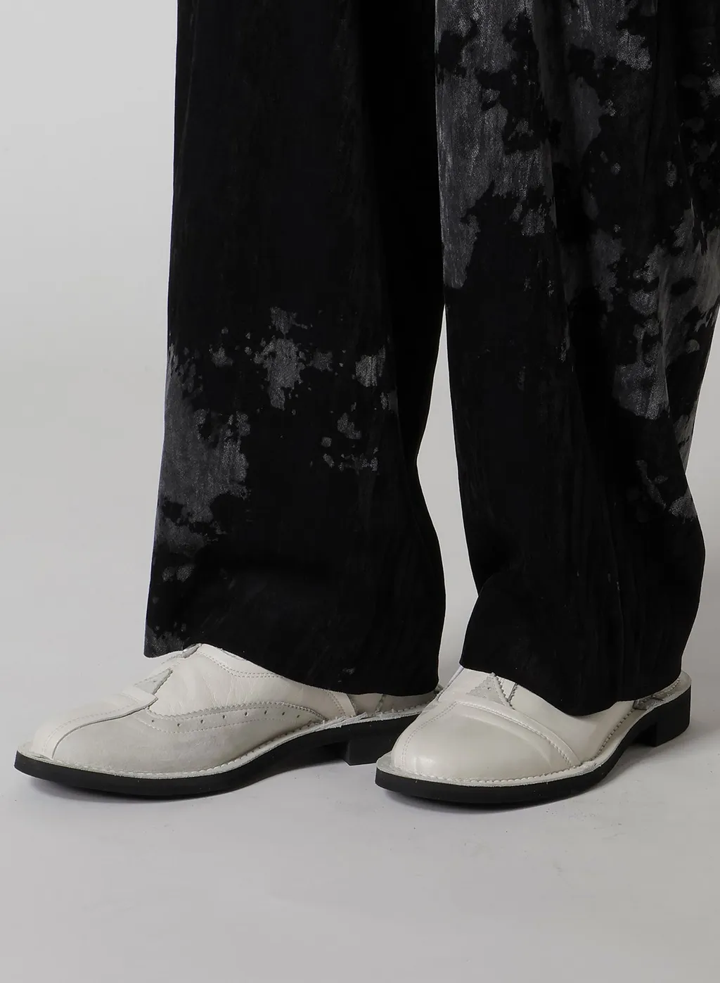 Raw-Edge Leather Derby Shoes