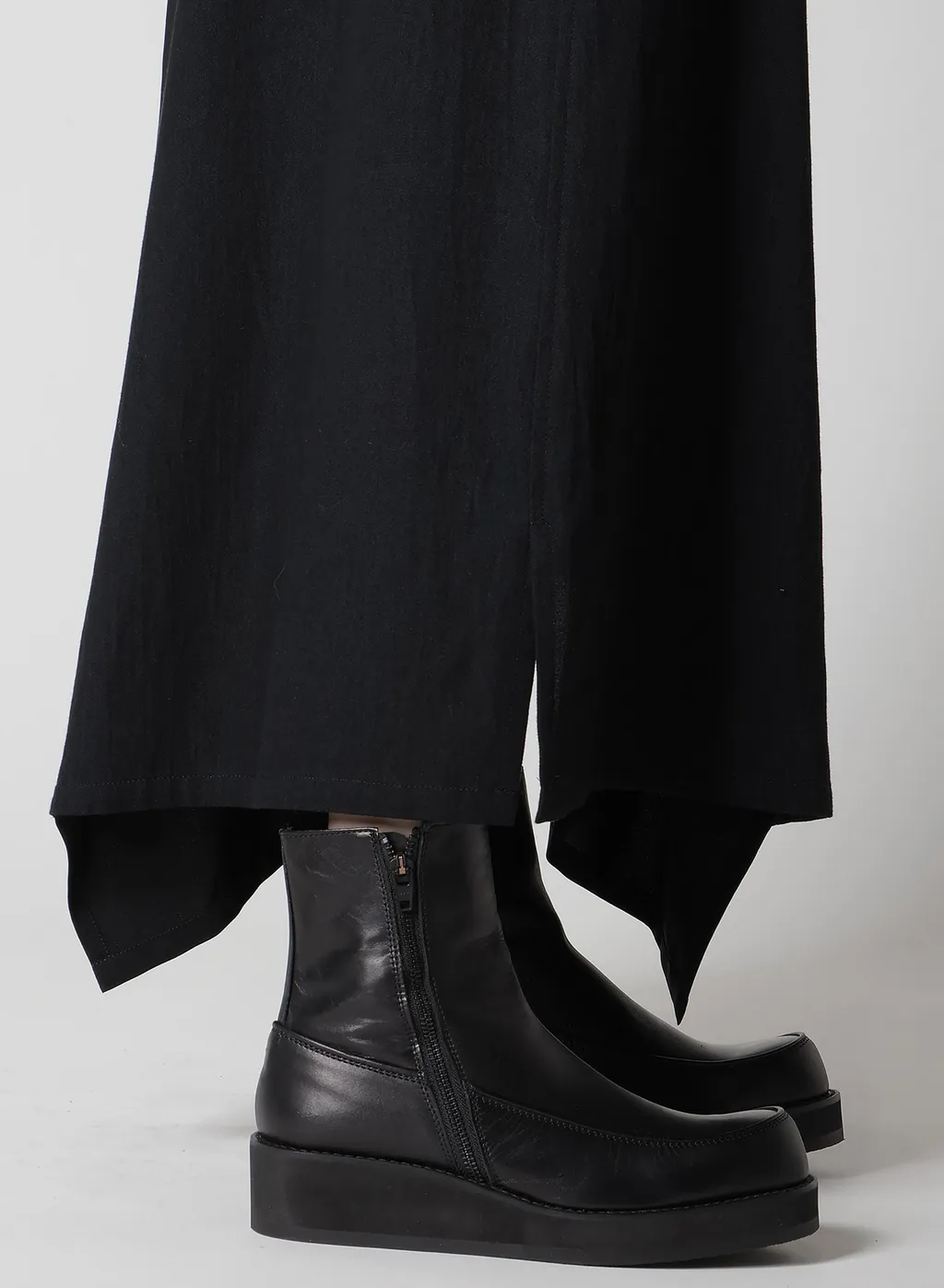 Crepe De Chine/6Oz Denim Left Flare Skirt