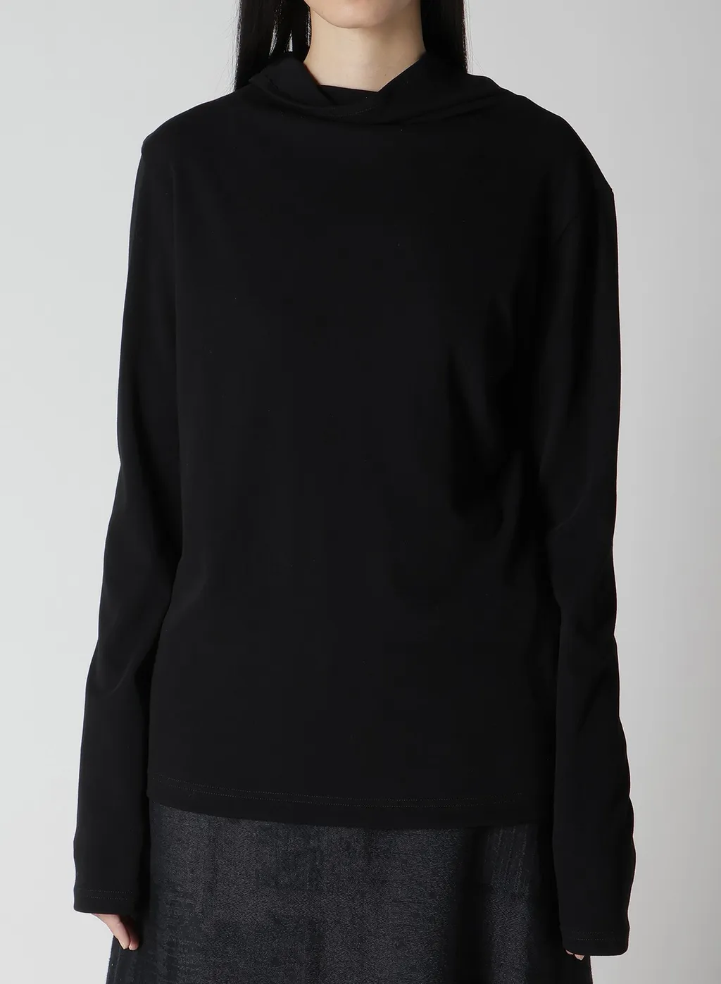 Hard-Twist Back Button Off-Neck T