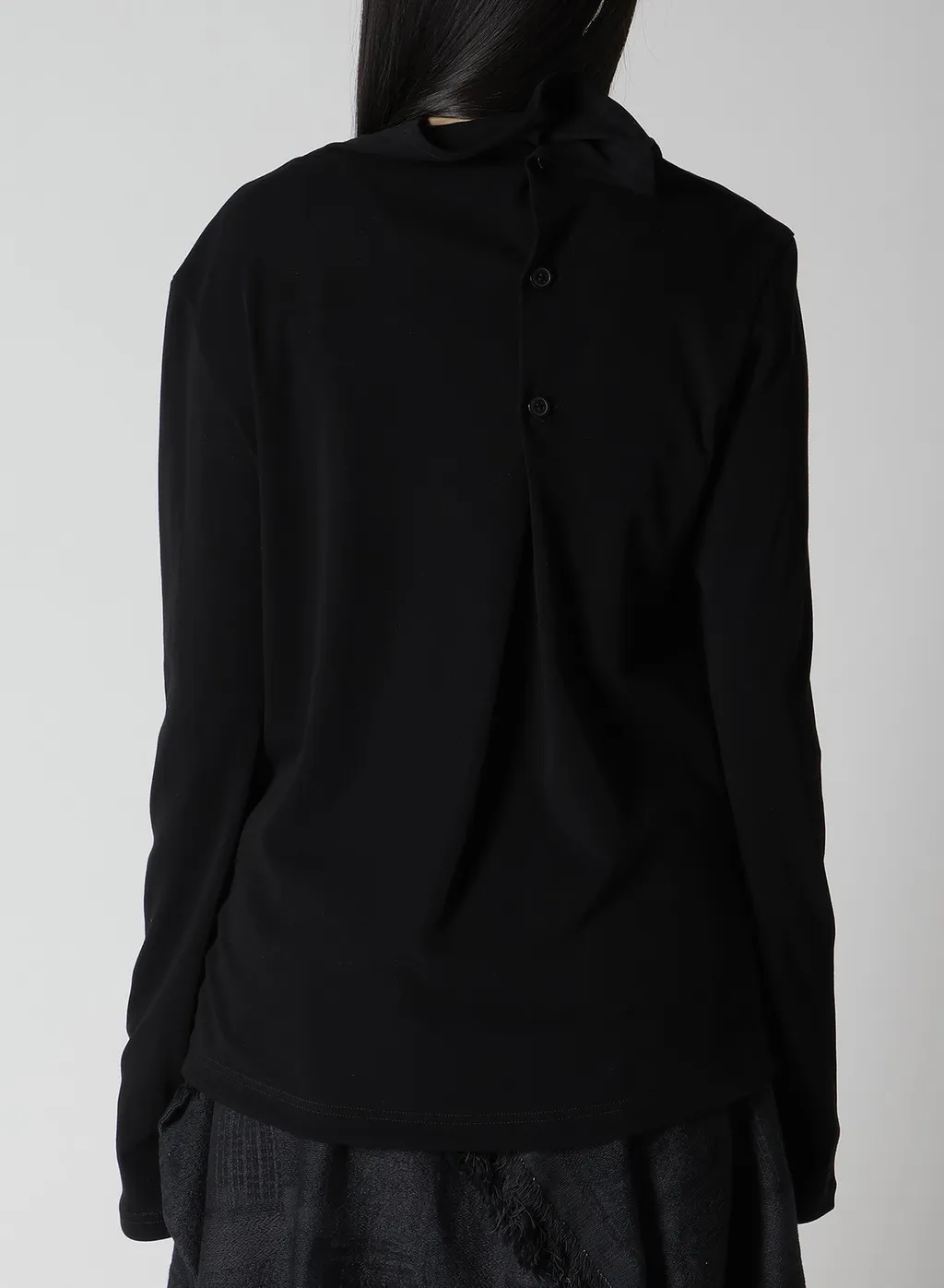 Hard-Twist Back Button Off-Neck T