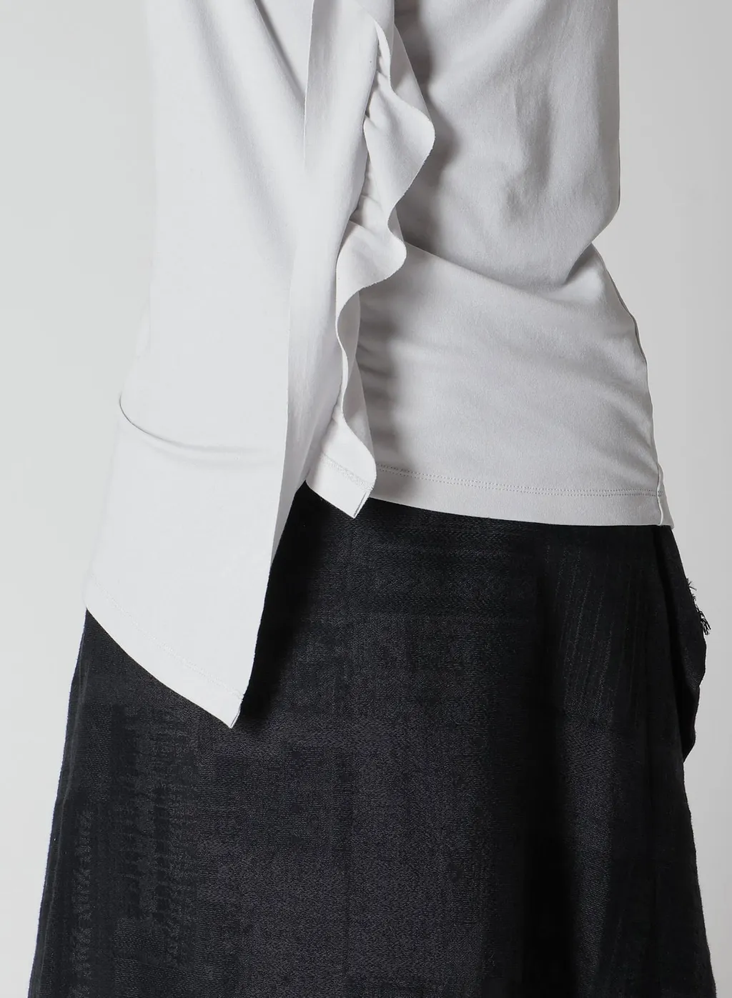 Hard-Twist Asymmetric High Neck Half Sleeve T