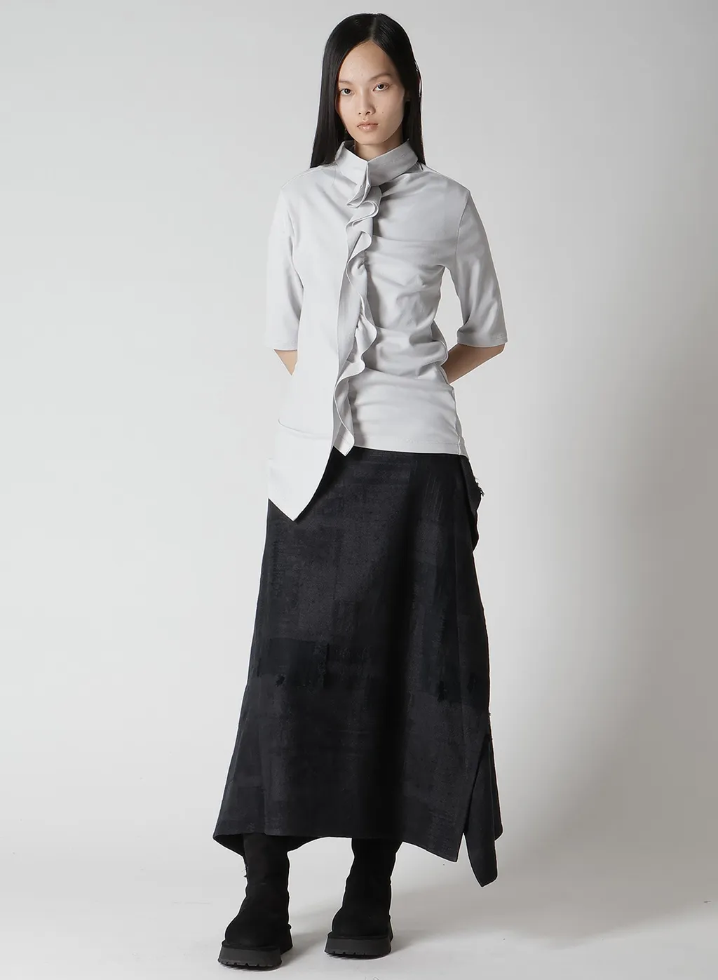Hard-Twist Asymmetric High Neck Half Sleeve T