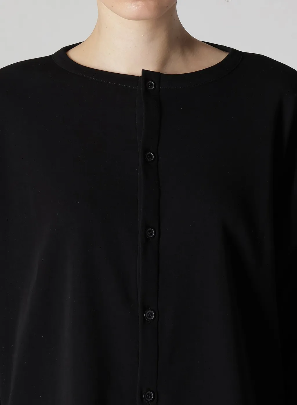 Hard-Twist Cropped Round Neck Cardigan