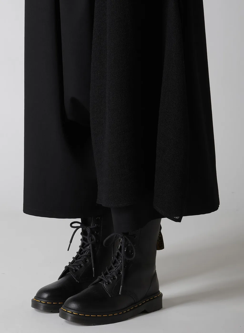 Wool Gabardine Cloth Gathered Pants