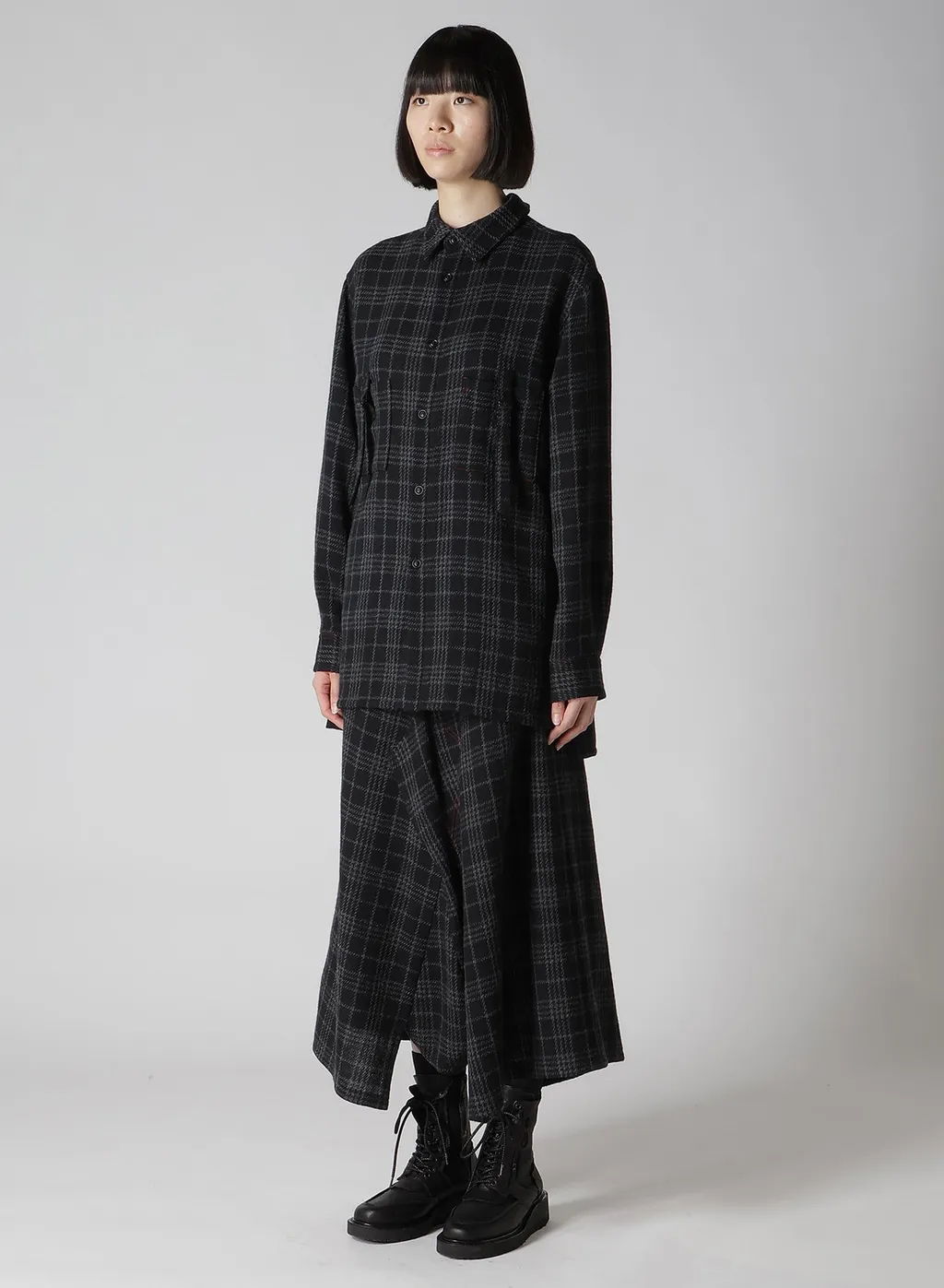 W/ Check Red Stitch Back Tucked Open Tab Blouse
