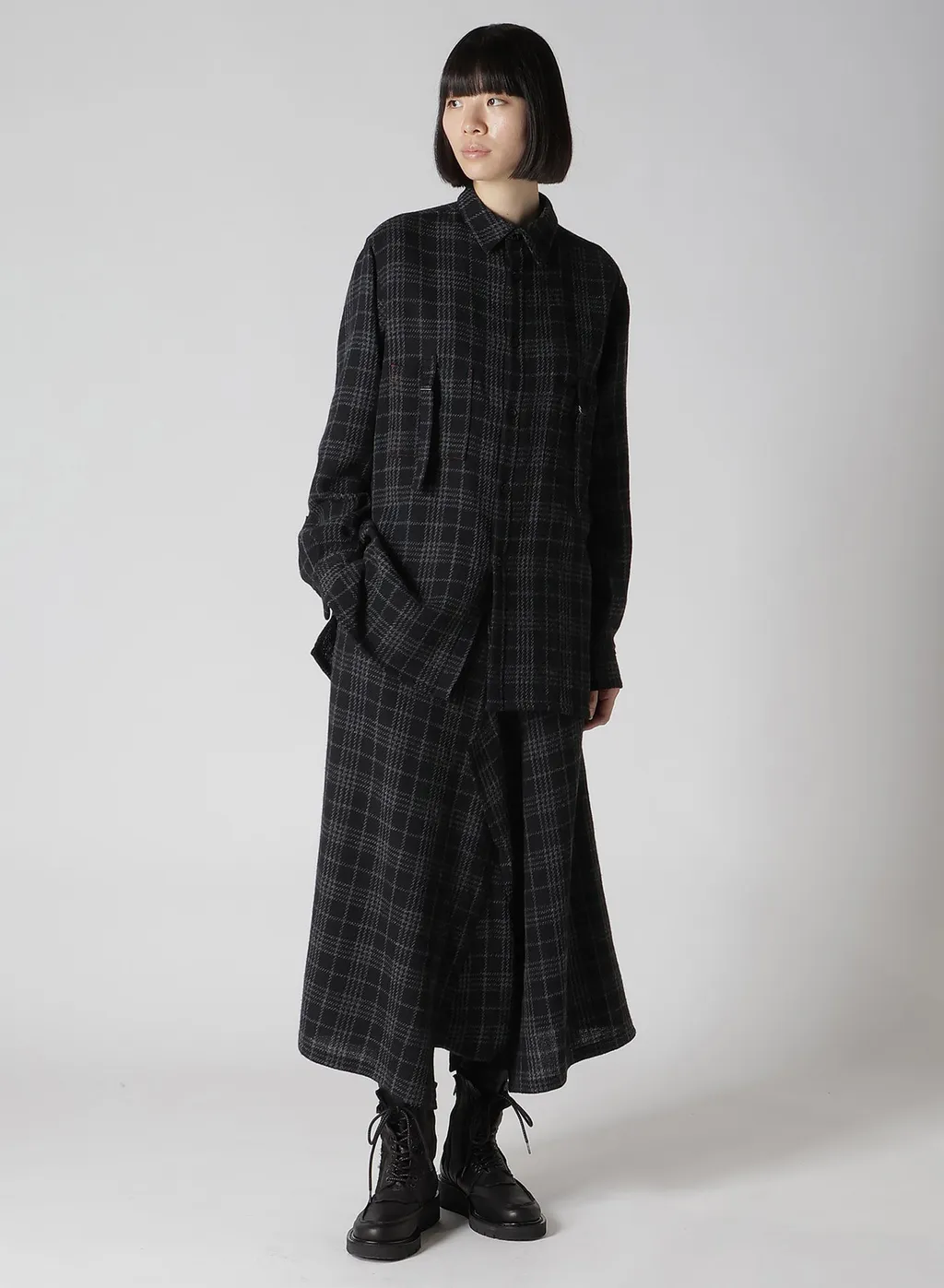 W/ Check Red Stitch Back Tucked Open Tab Blouse