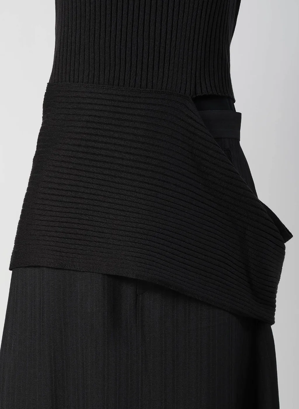 Wool Brend Panel Knit