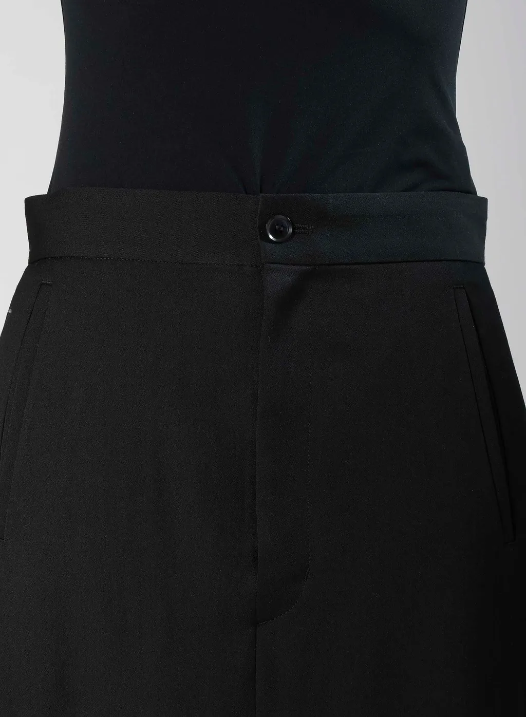 Wool Gabardine Line Skirt
