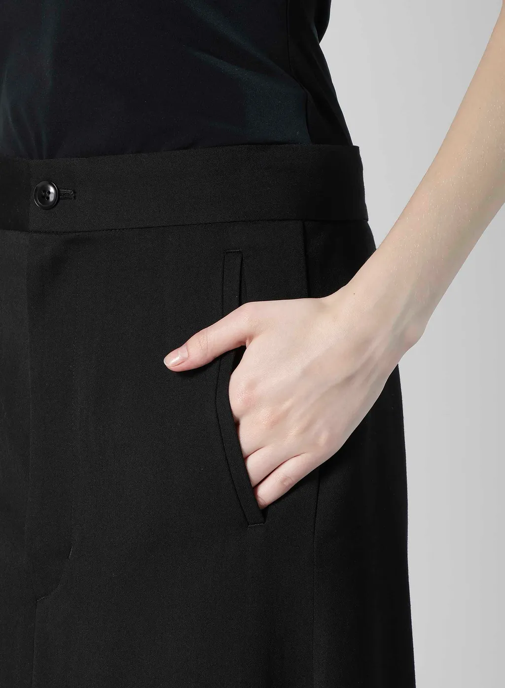 Wool Gabardine Line Skirt