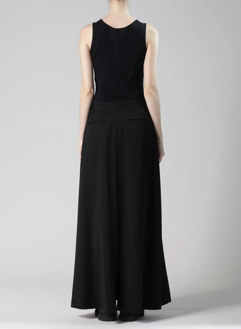 Wool Gabardine Line Skirt