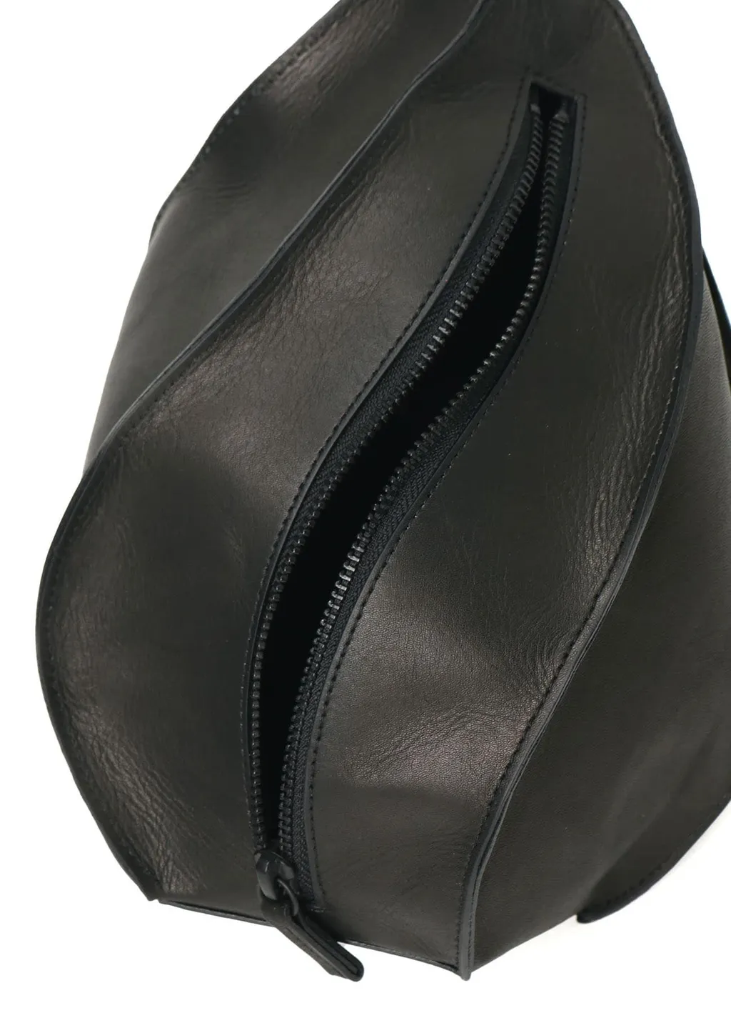 Smooth Leather Twisted Bag