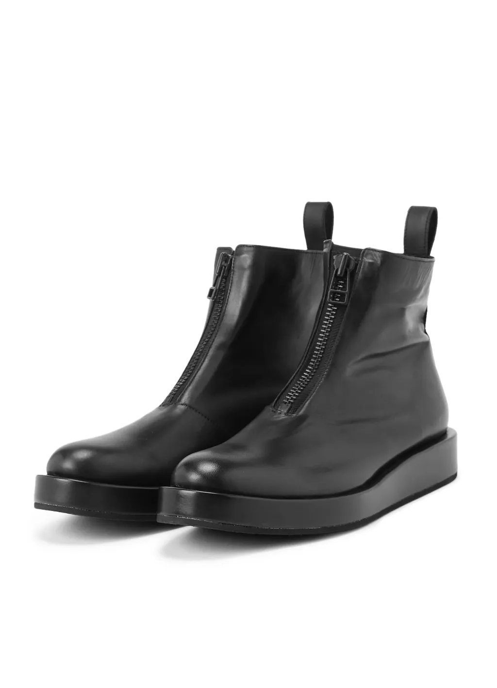 Oil Smooth Leather Zipper Boots