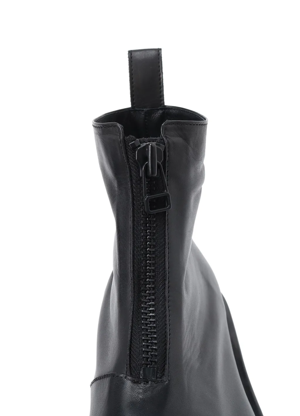 Oil Smooth Leather Zipper Boots