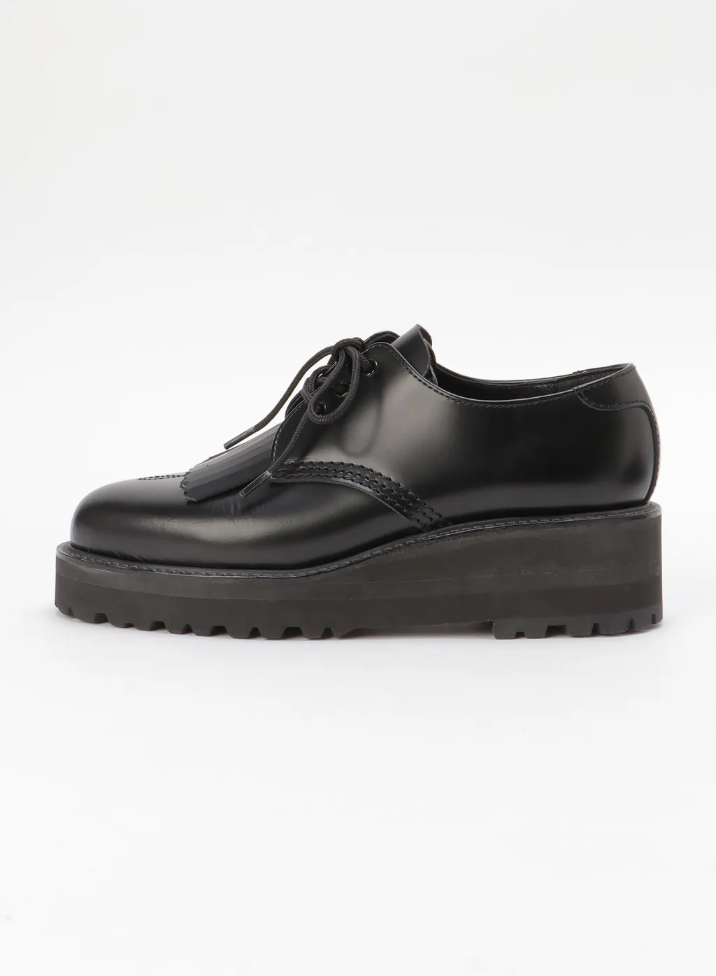 Glass Leather Fringe Tongue Shoes