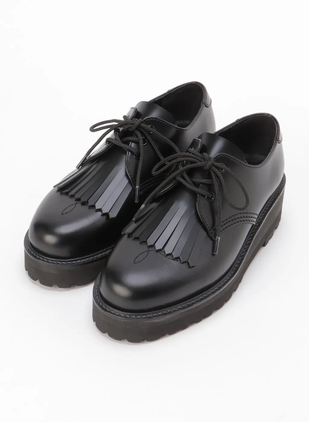 Glass Leather Fringe Tongue Shoes