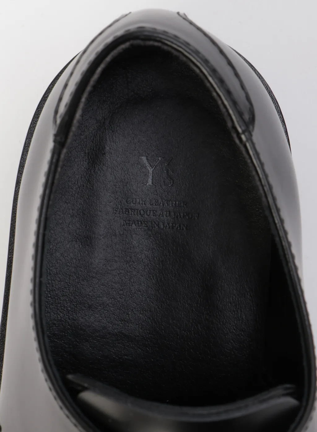 Glass Leather Fringe Tongue Shoes