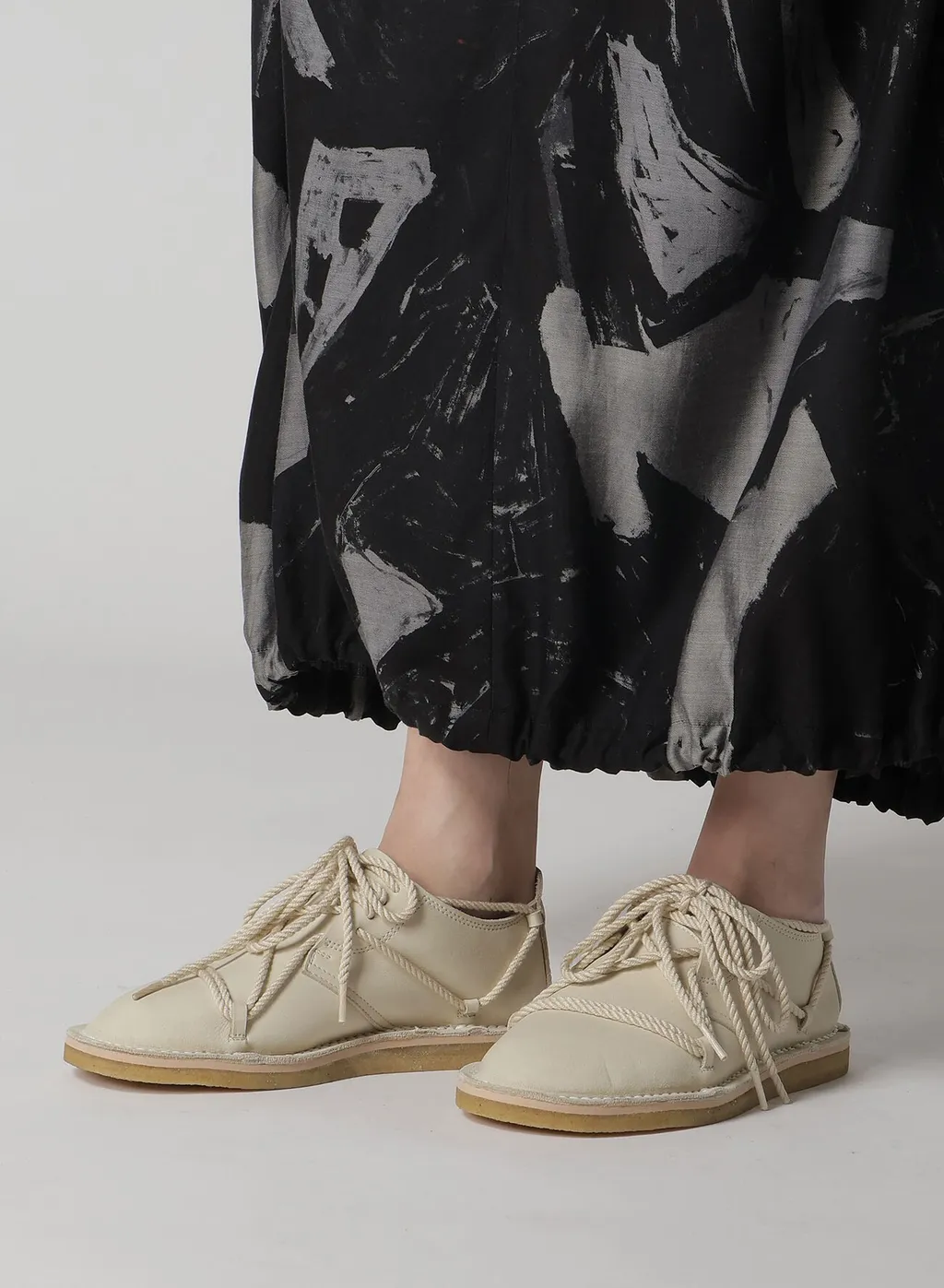 Nubuck Leather Random Rope Shoes