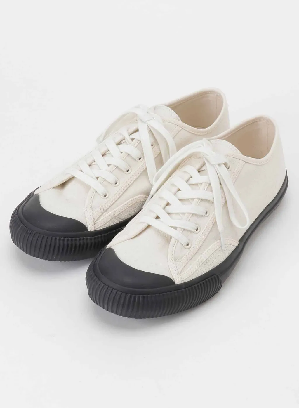 No.9 Canvas Flat Sneakers