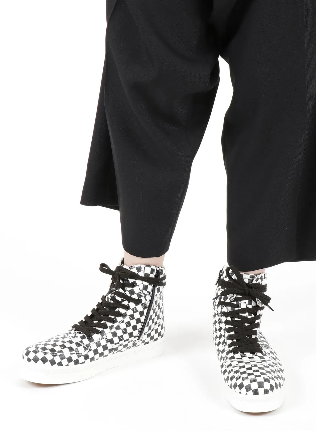 Plaid Pattern Leather Basket Shoes