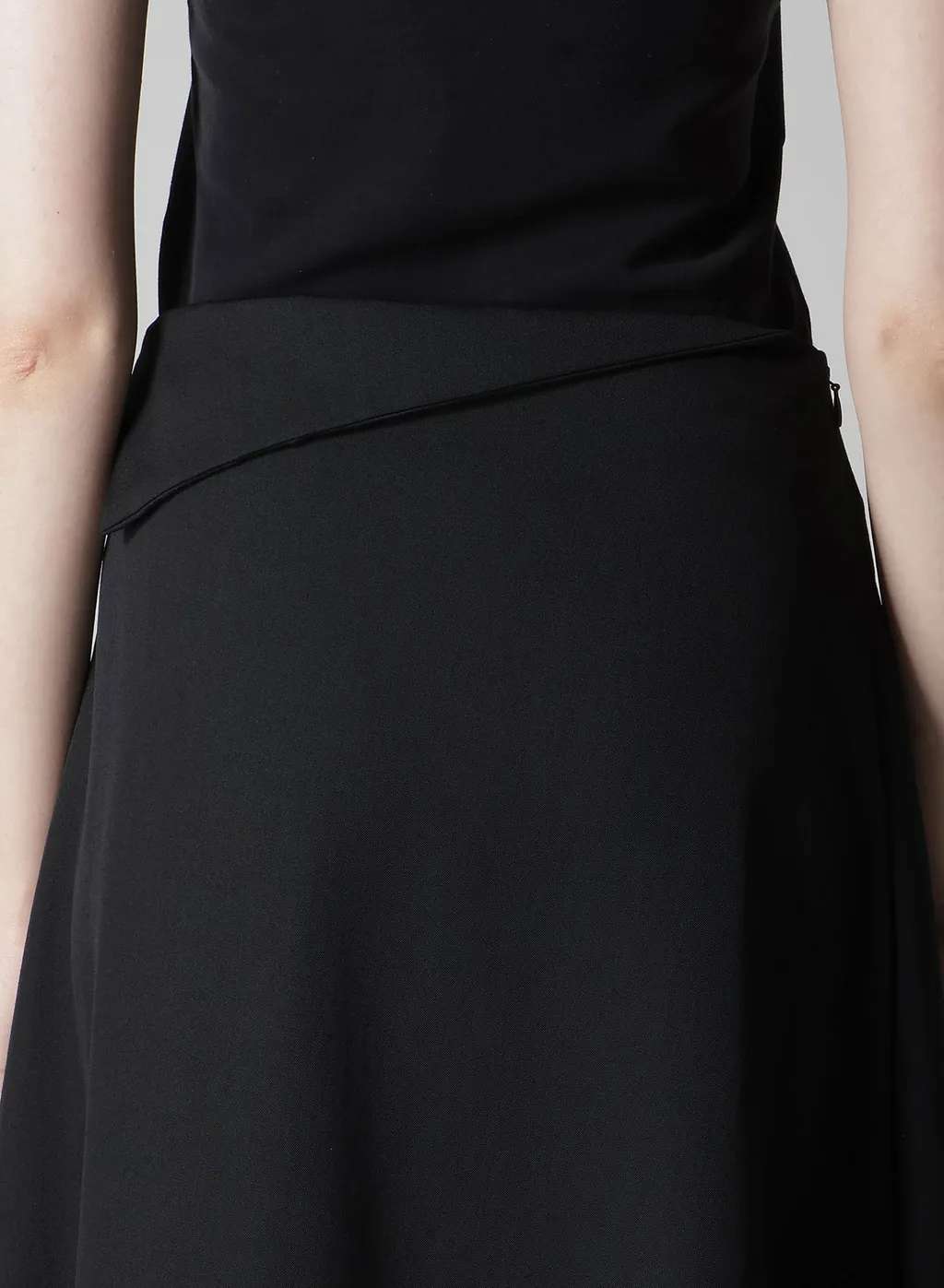 Gabardine R Pocket Skirt