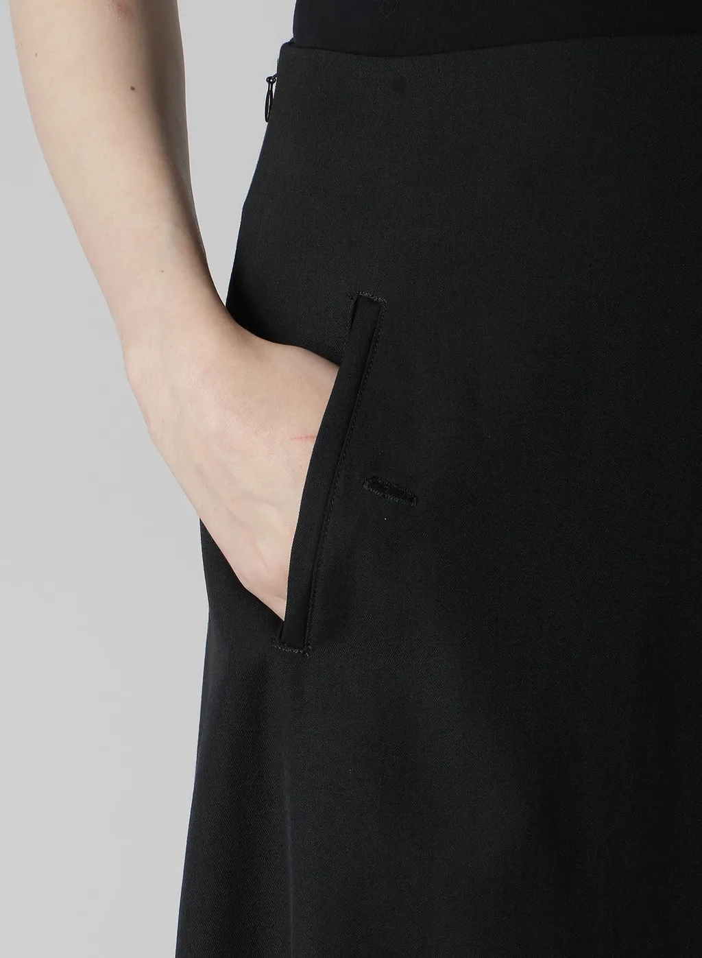 Gabardine R Pocket Skirt