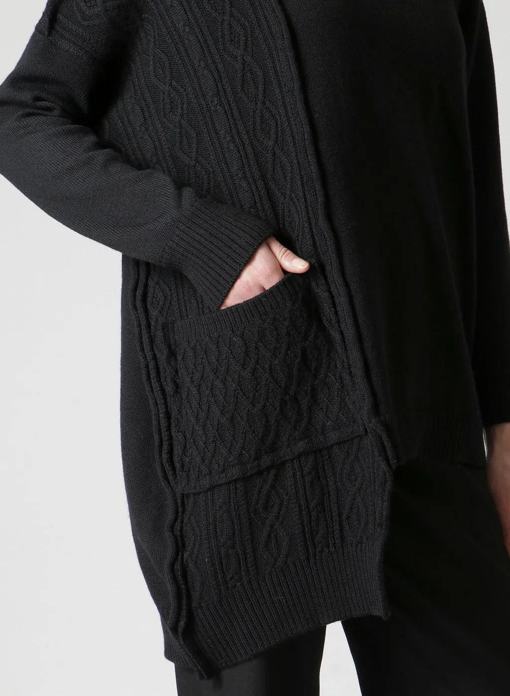 Paneled Turtle Neck Po