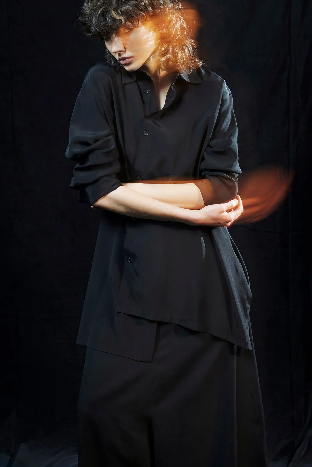 Gabardine R-Backside Flare Wide Pants