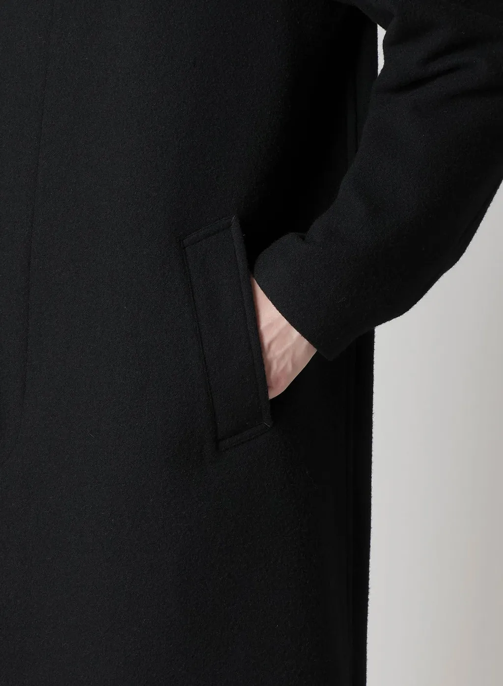 Airy Mosser Long Coat With Nylon Lining