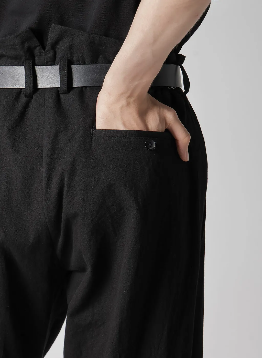 C/L Uneven Thread Canvas Tab Detail Slim Pants